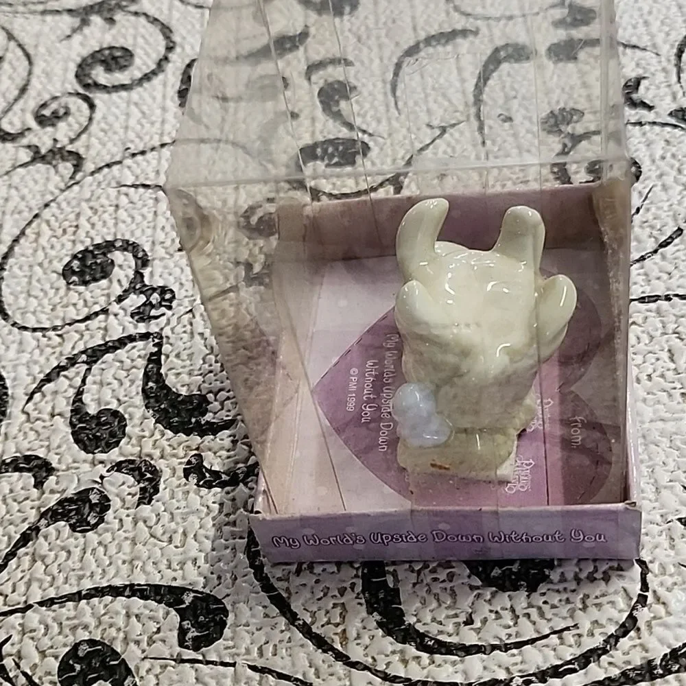 1999 Precious Moments Minature